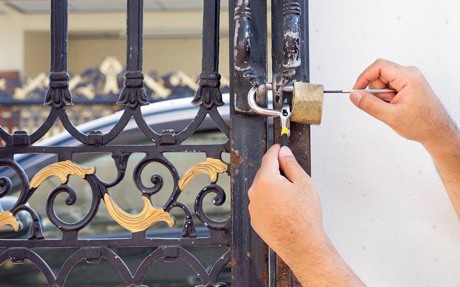 cout intervention serrurier Maisons-Alfort